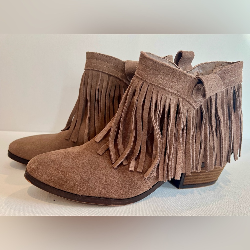 Restricted Fringe Suede Leather Ankle Booties Tan Brown Heel - Picture 1 of 9